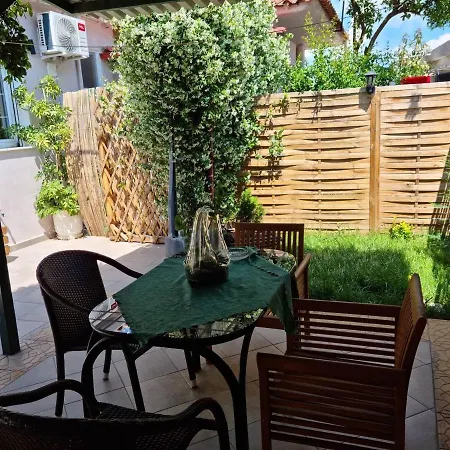 شقة Leonidas Ii Traditional House In *