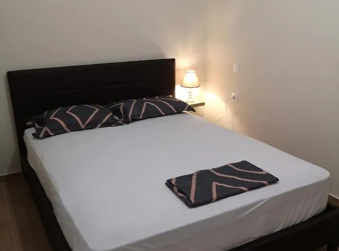 Leonidas Ii Traditional House In Apartamento Sparta