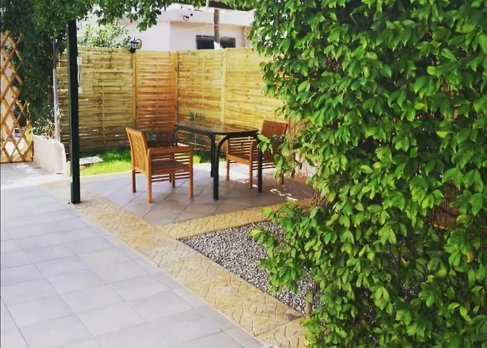 Leonidas Ii Traditional House In Apartamento *